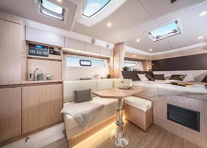 Private Yacht Residence