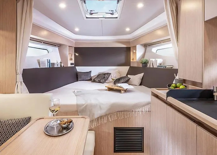 Private Yacht Residence